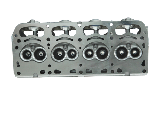 Tamaño estándar 7K Nissan Engine Cylinder Head del OEM del mercado de accesorios